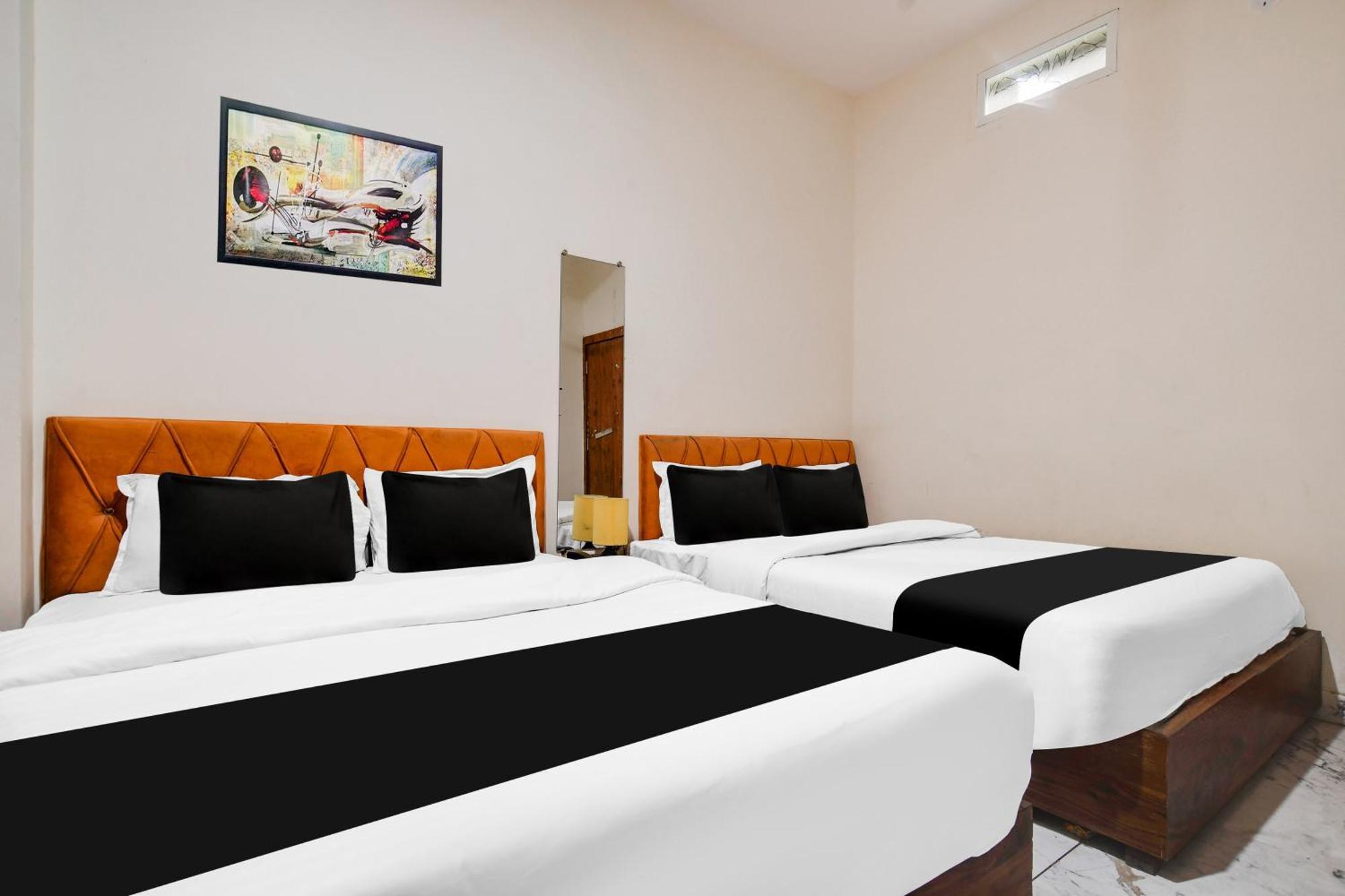 Hotel O Ujjain Near Hari Fatak Екстериор снимка