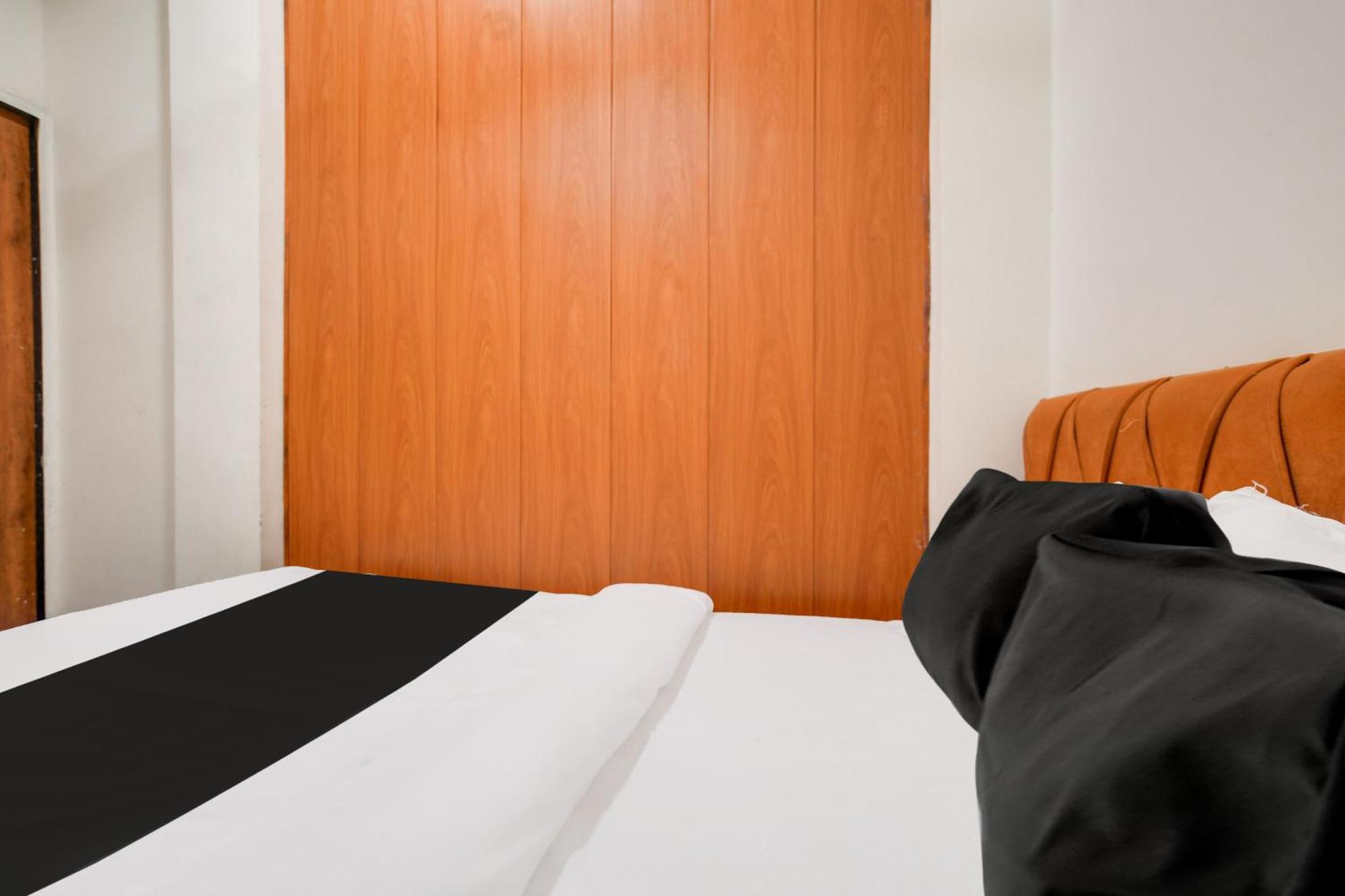 Hotel O Ujjain Near Hari Fatak Екстериор снимка