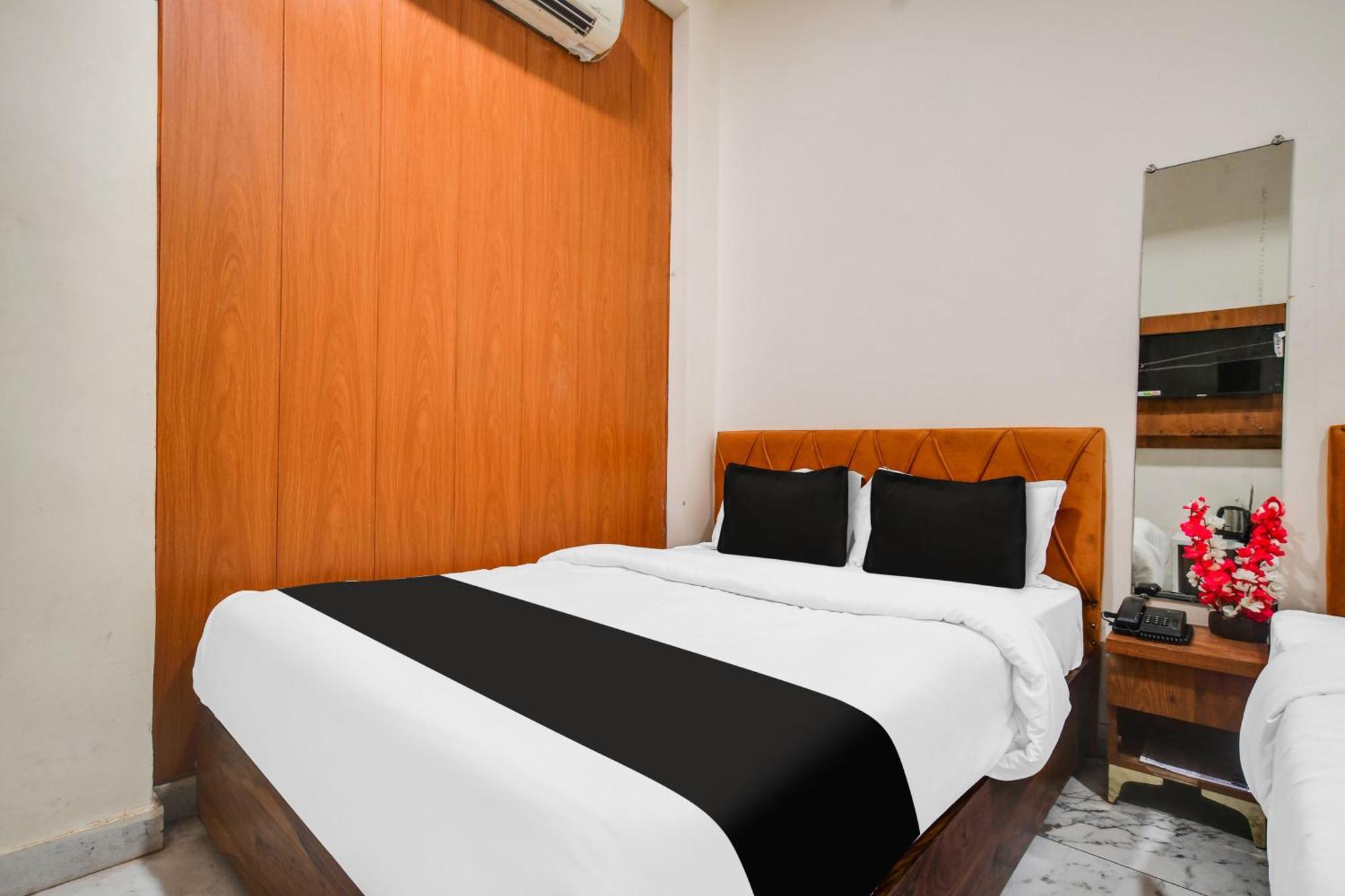 Hotel O Ujjain Near Hari Fatak Екстериор снимка