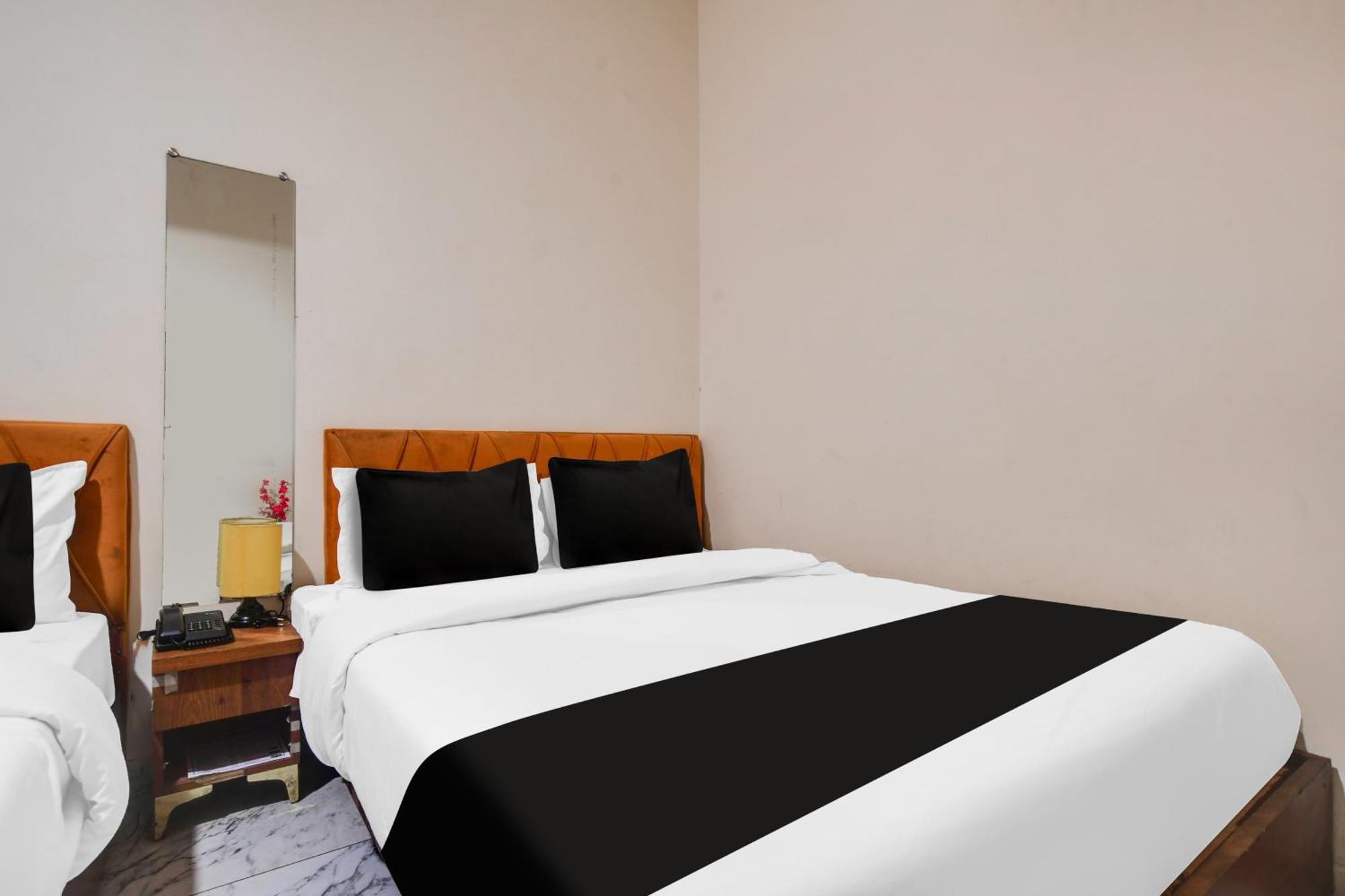 Hotel O Ujjain Near Hari Fatak Екстериор снимка